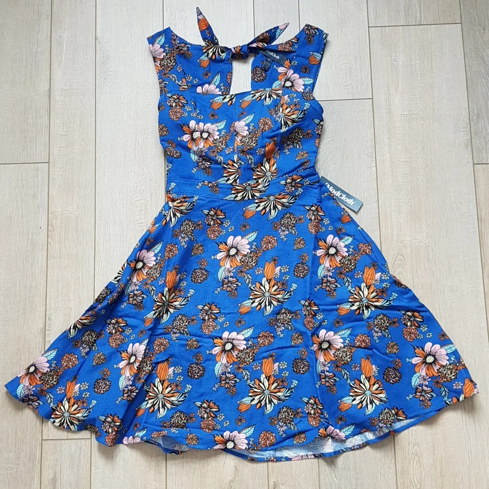 Bursting with Optimism Dark Blue Floral Fit & Flare Sundress by Modcloth Size 4 - Picture 4 of 10